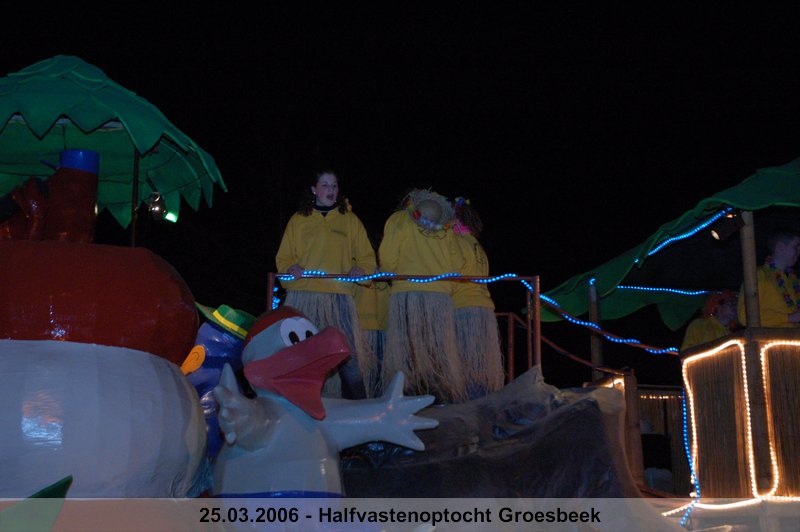 042.jpg