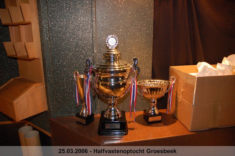 076.jpg
