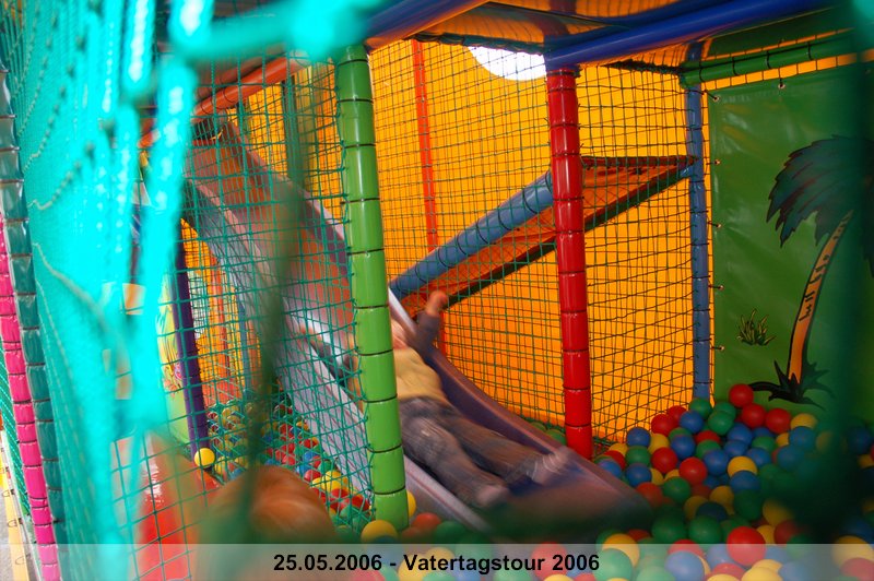 038.jpg