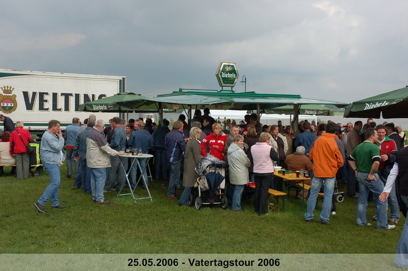 051.jpg
