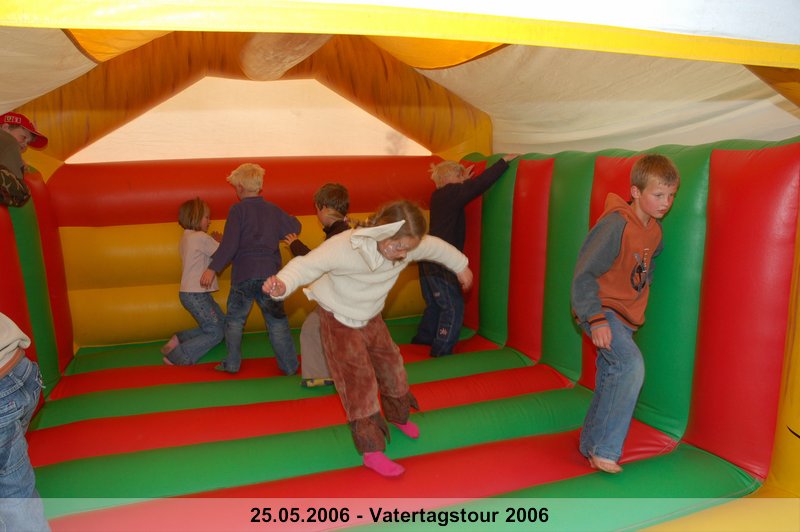 064.jpg