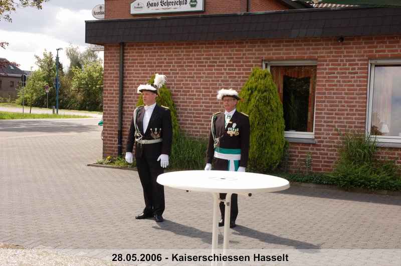042.jpg