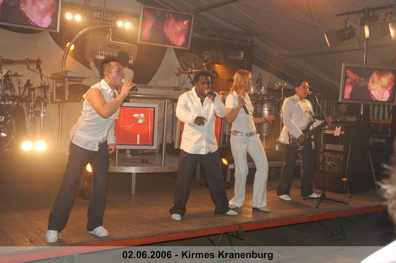 010.jpg