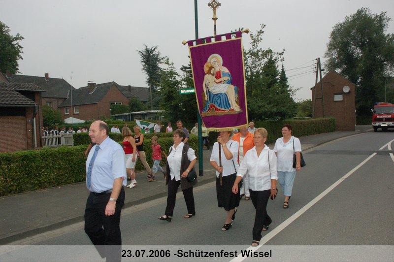 040.jpg