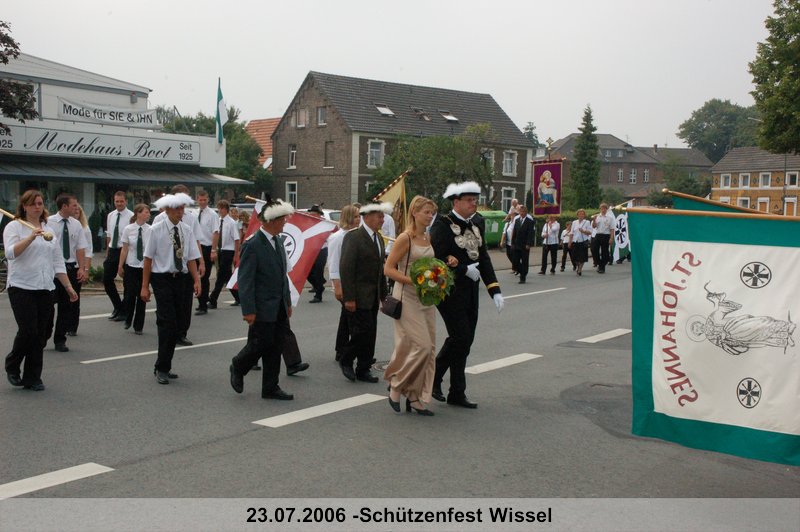 060.jpg