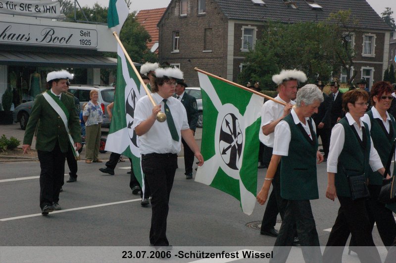 064.jpg