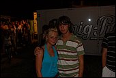 048.jpg