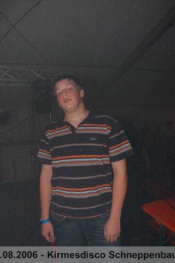011.jpg