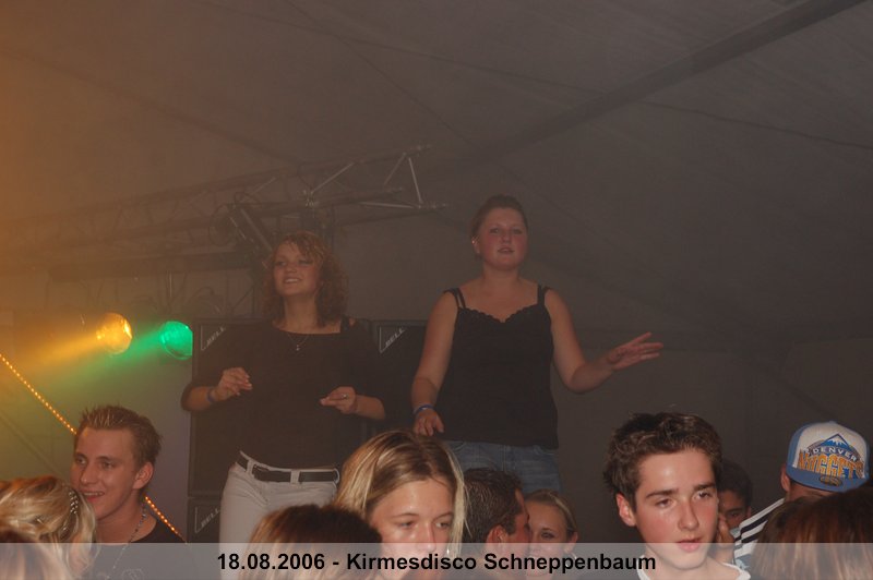 062.jpg