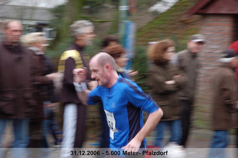 051.jpg